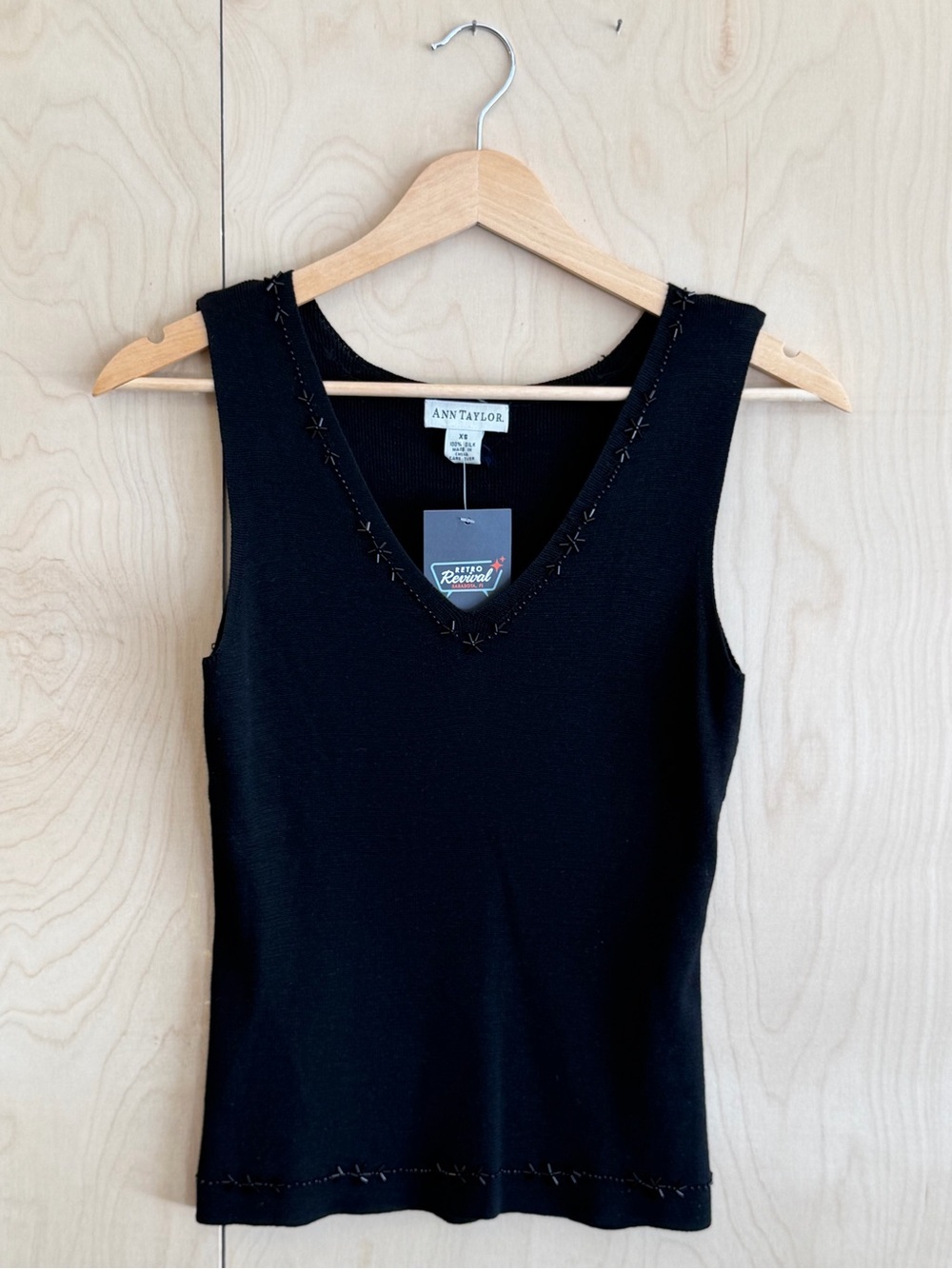 Ann Taylor Black V-Neck Embroidered Tank Top